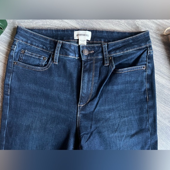 Goodthreads Women's Mid-Rise Slim Straight Jeans Dark wash. Size 28 - Picture 7 of 15